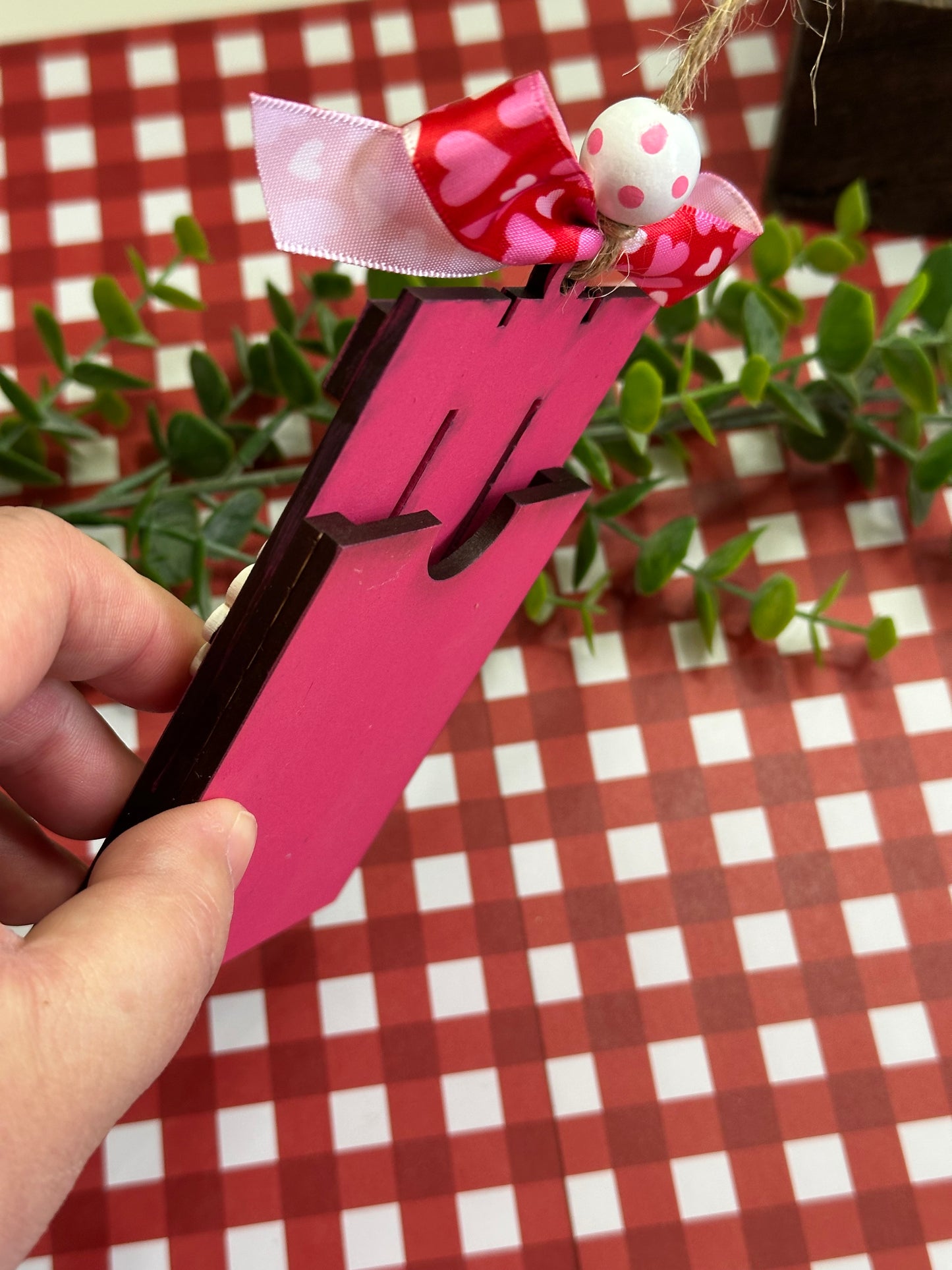 DIY Valentine Pallet Gift Card Holder